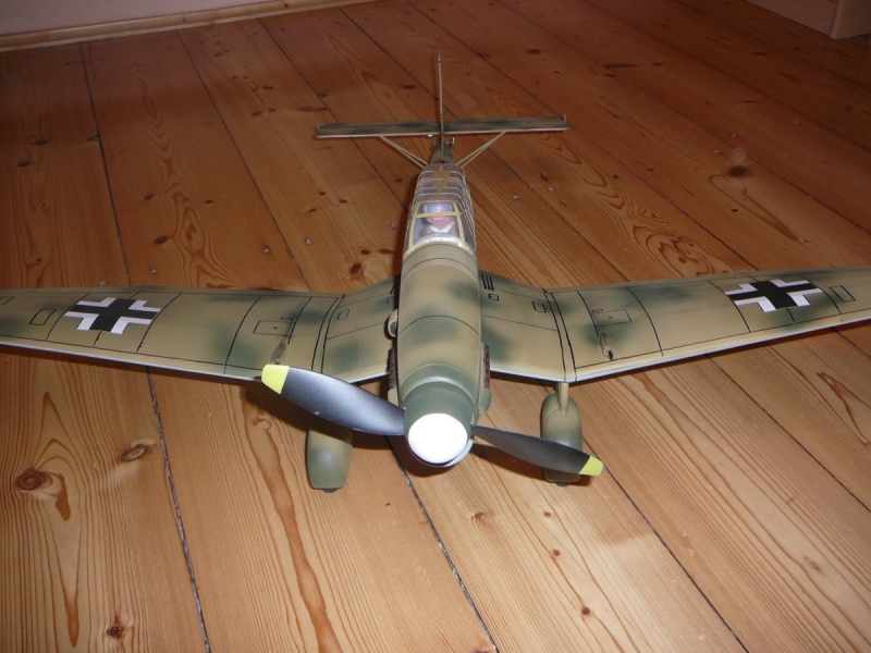 Junkers Ju 87B - STUKA