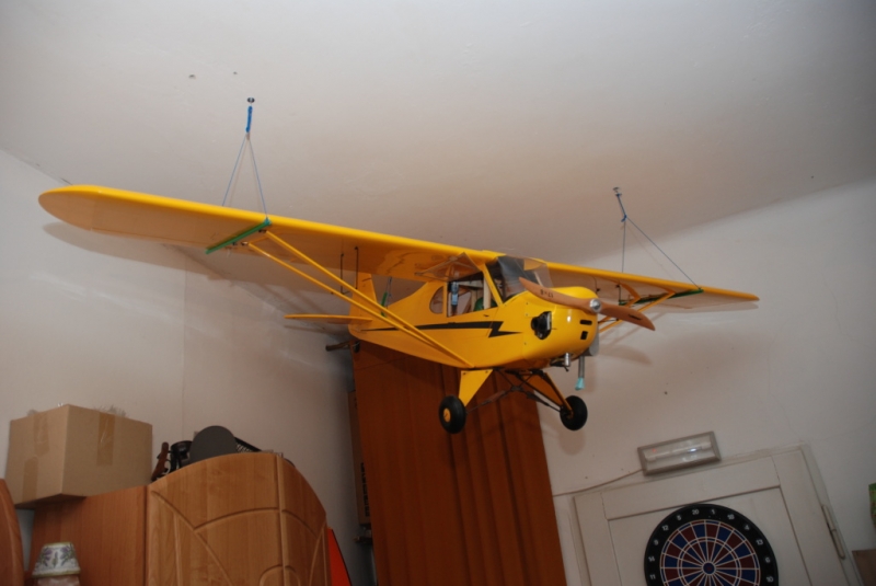 PIPER J-3 CUB