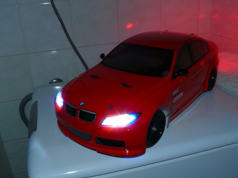 BMW 320Si Na podvozku TT-01