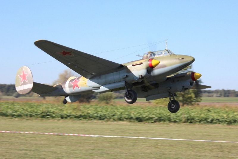 Petlyakov PE - 2