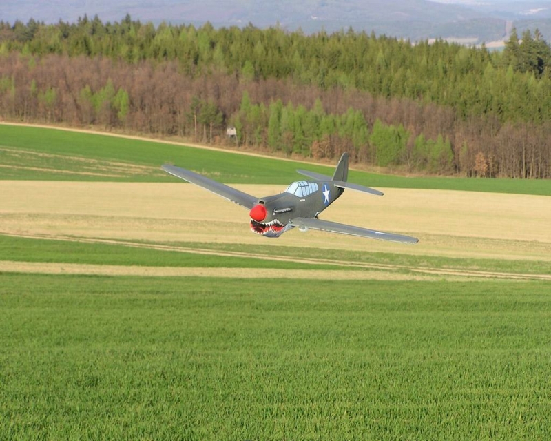 Curtiss P-40E Kittyhawk