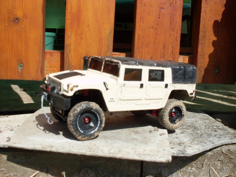 mini-z expediční hummer h1