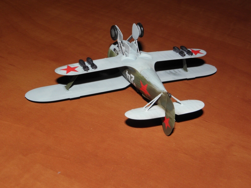 Polikarpov I-153 Chaika