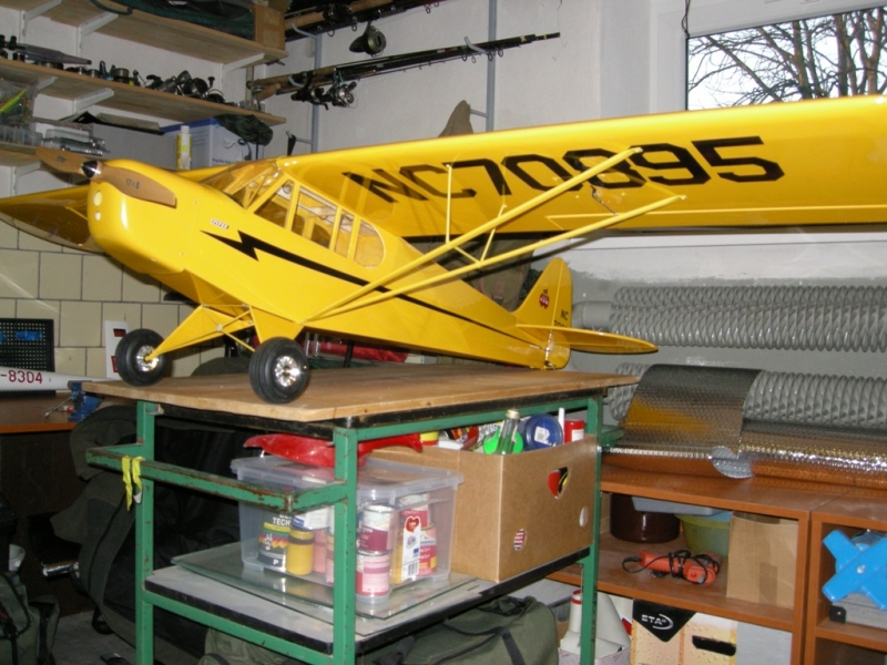 PIPER J-3 CUB elektro 1:5