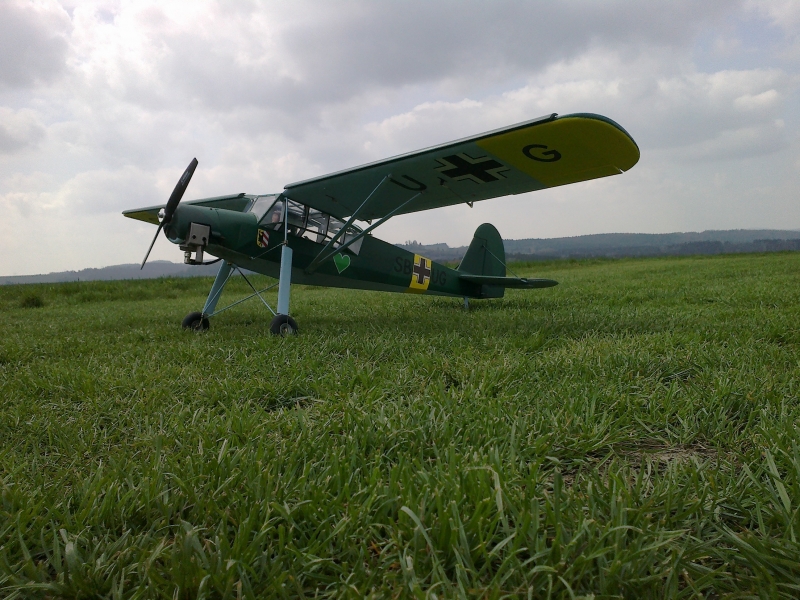 Fieseler Fi-156 C "Storch"