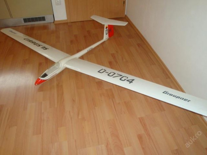 Cirrus 75