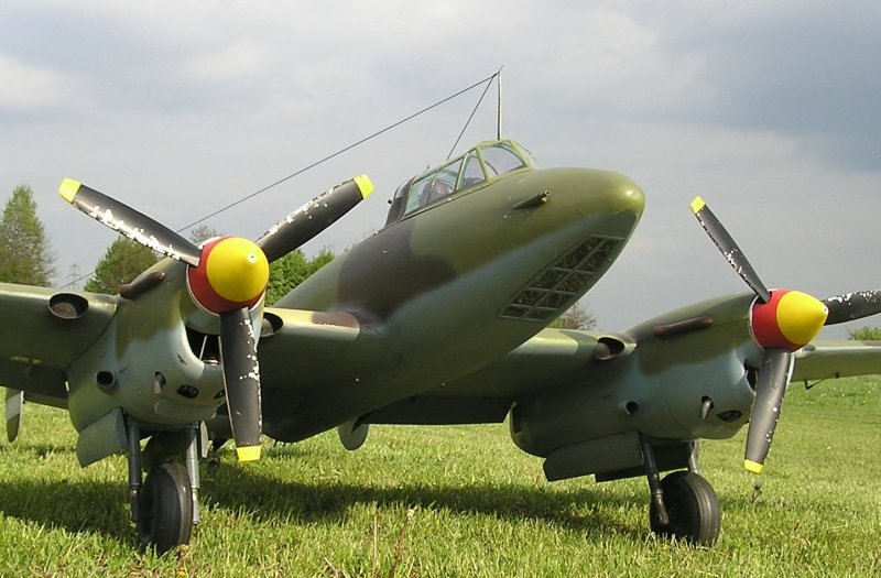 Petlyakov PE - 2