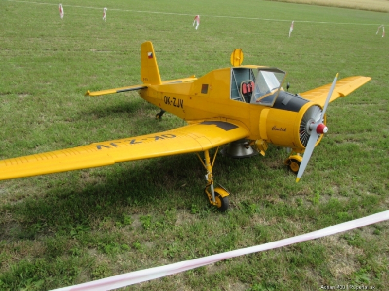 Zlin Z-37 druhe rolování