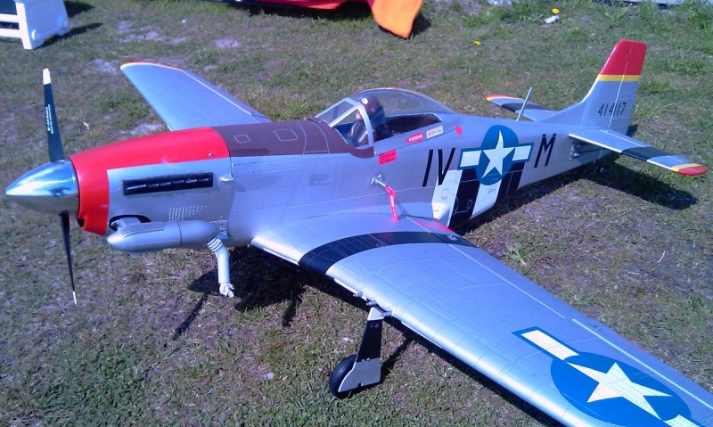 Mustang P 51 Kyosho