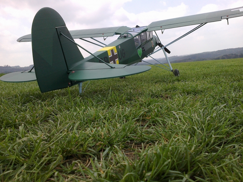 Fieseler Fi-156 C "Storch"