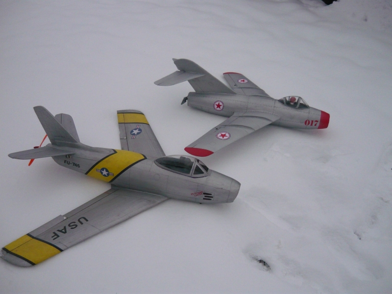 Mig-15 vs F-86 Sabre