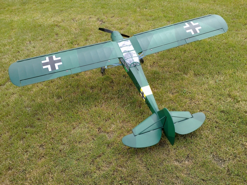 Fieseler Fi-156 C "Storch"