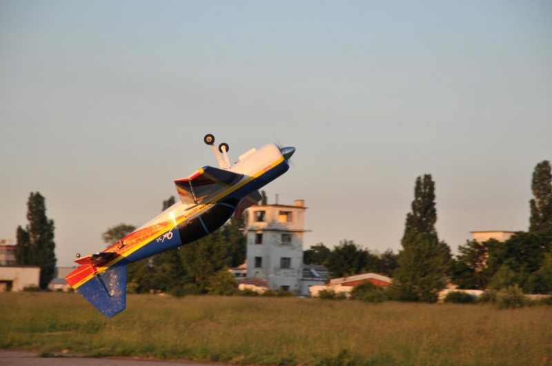 Yak 54 - RUSSIAN THUNDER R1