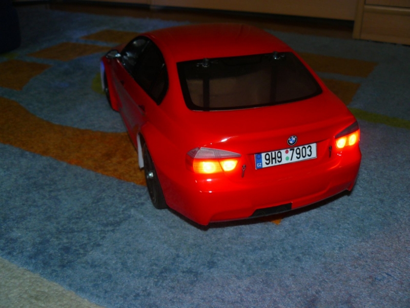 BMW 320Si Na podvozku TT-01