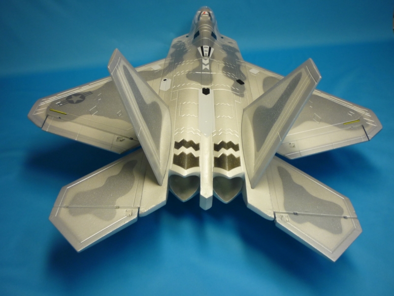 F - 22 Raptor