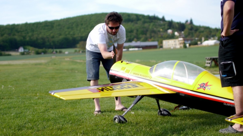 YAK 54 110", EXTREME FLIGHT