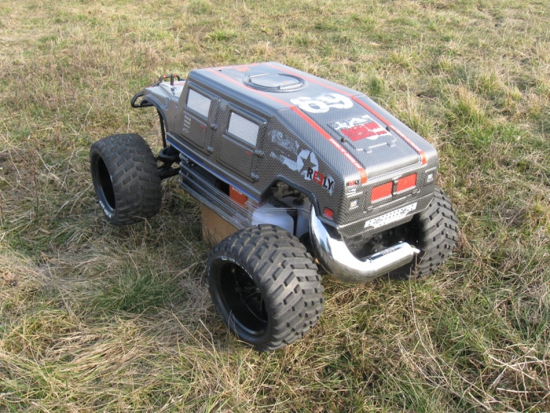 Carbon Breaker 1:5 4WD