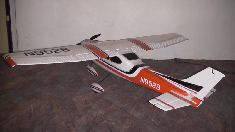 Cessna 182 Skyartec