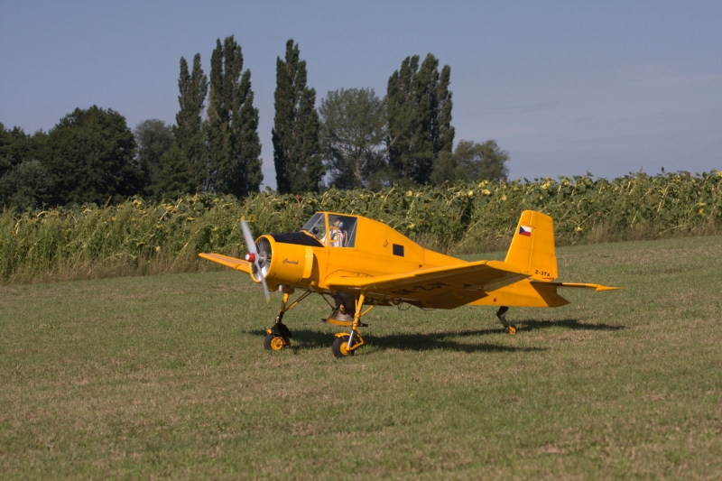 Čmelda už i s pilotem