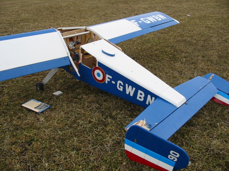 Max Holste MH1521 Broussard