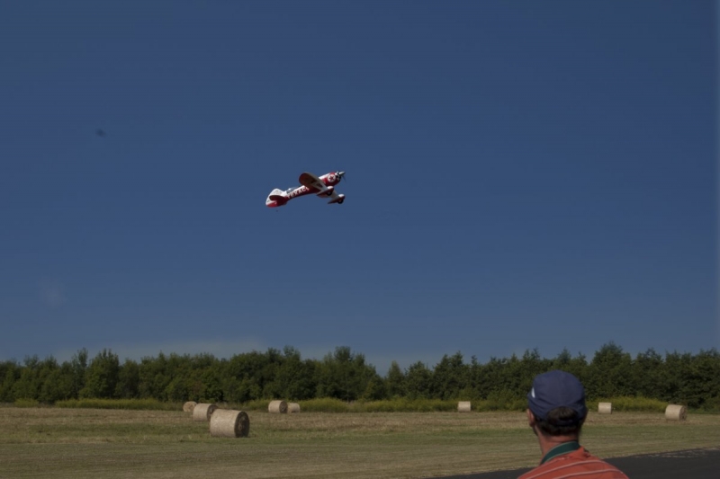 Gee Bee-R3 1400mm EPO