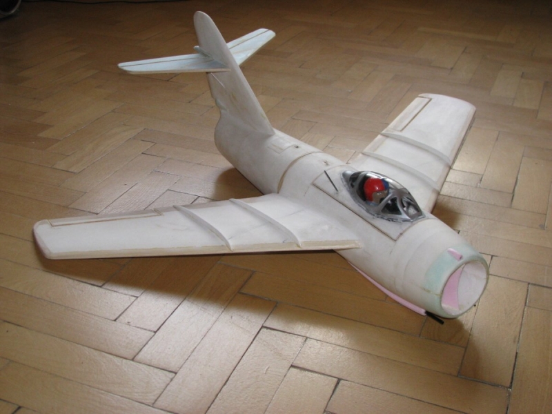 MIG - 15