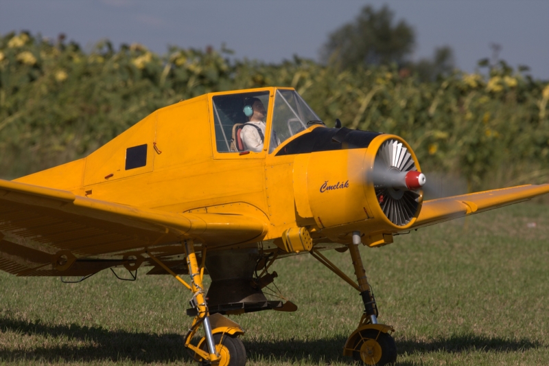 Čmelda už i s pilotem