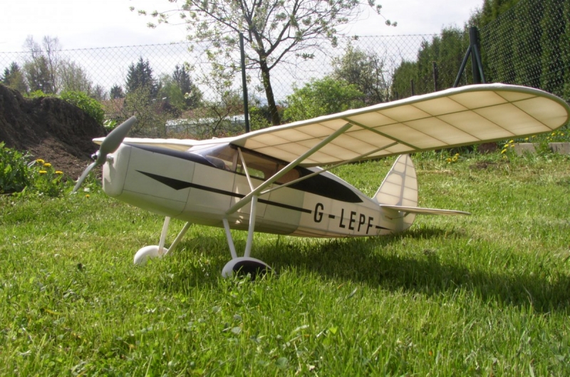 Fairchild F 24