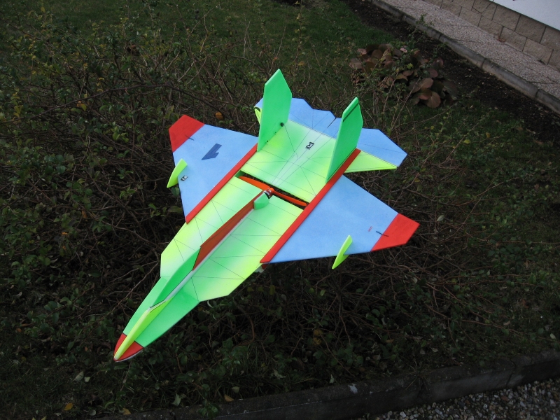 Halová F-22